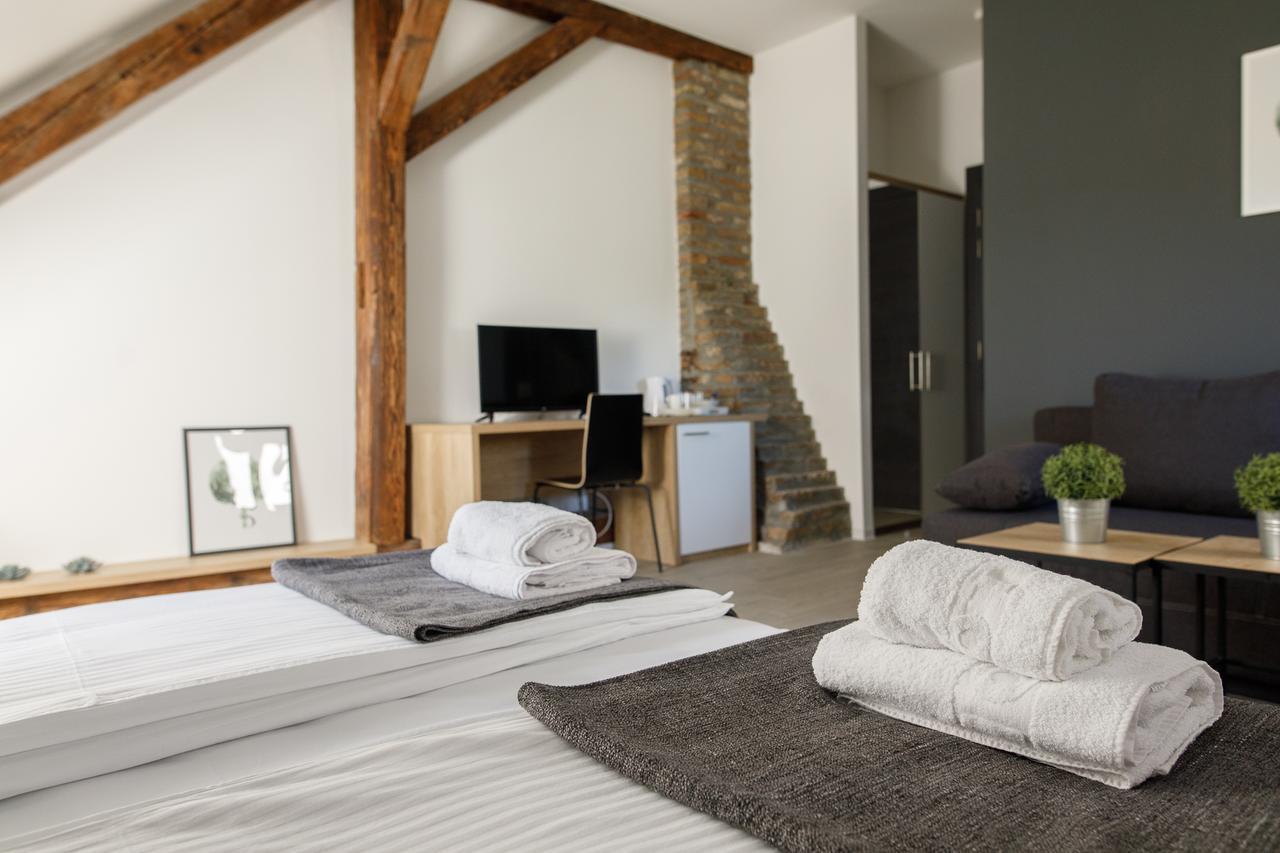 Arhiv Boutique House Hotell Novi Sad Exteriör bild