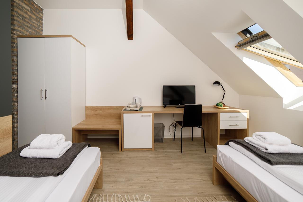 Arhiv Boutique House Hotell Novi Sad Exteriör bild