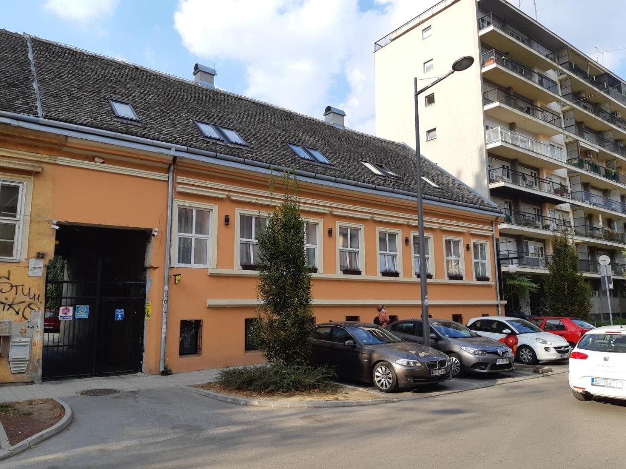 Arhiv Boutique House Hotell Novi Sad Exteriör bild